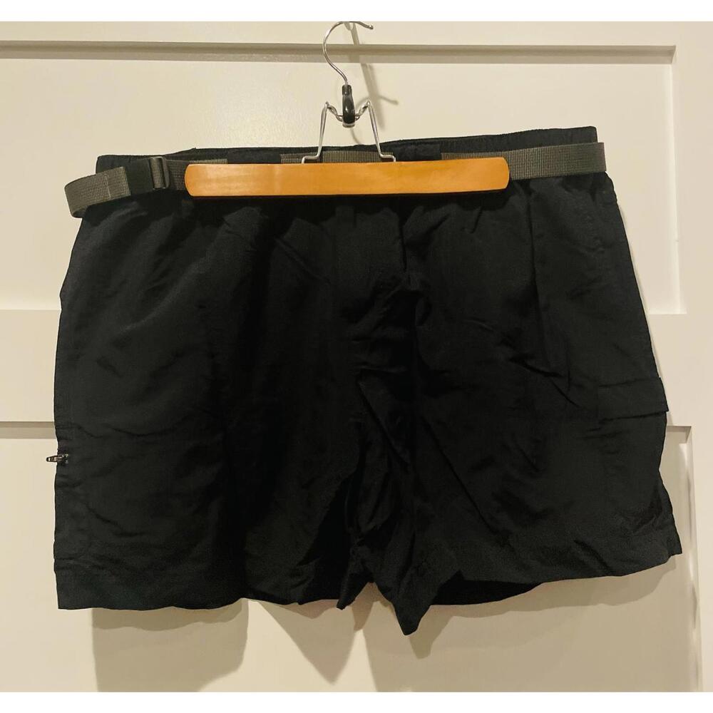Columbia Women's Black Cargo Shorts
